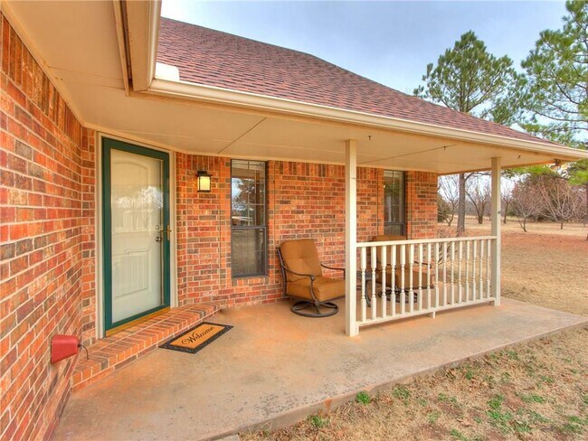 Building Photo - 3500 Sunny Acres Ln