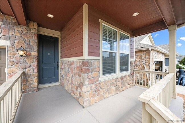 Building Photo - 13841 W Saratoga Ave