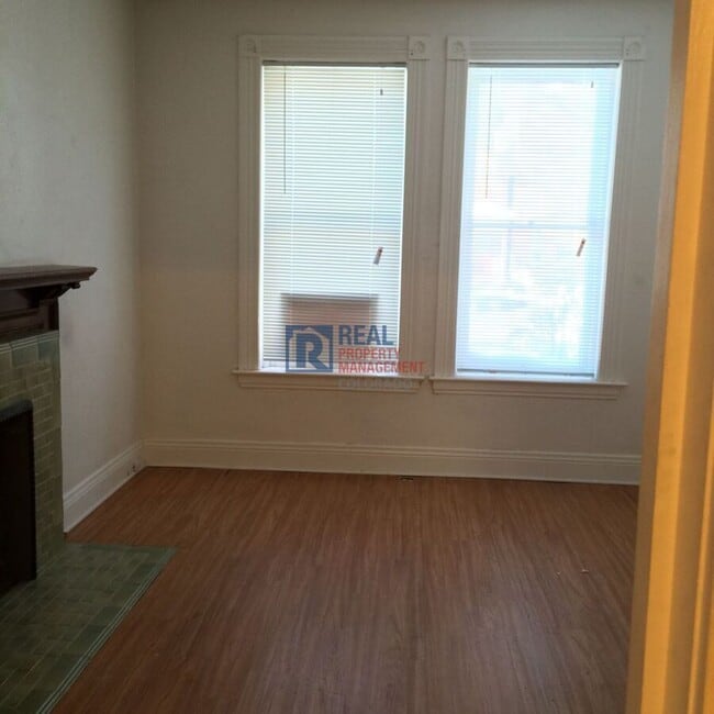 Photo - 1754 N Washington St House