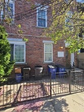Building Photo - 356 4th St