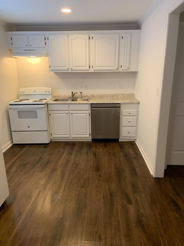 203 Crawford St Unit 2, Beckley, WV 25801 Apartments in Beckley, WV