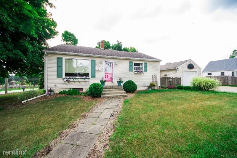 Primary Photo - 2 br, 2 bath House - 102 W Sunny Ln
