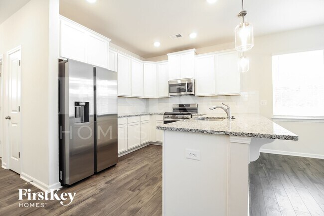 Foto del edificio - 1205 Mission Hill Ln