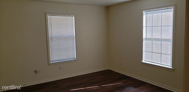 Building Photo - 3 br, 2 bath House - 729 E Pecan Ave