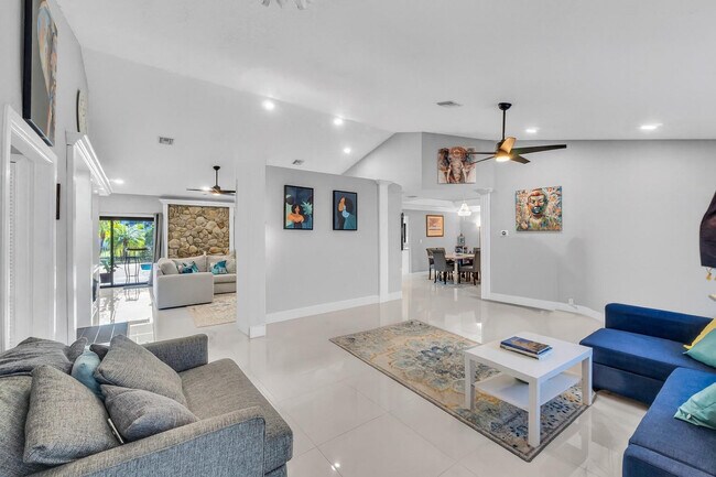 Foto del edificio - 11266 NW 10th Pl