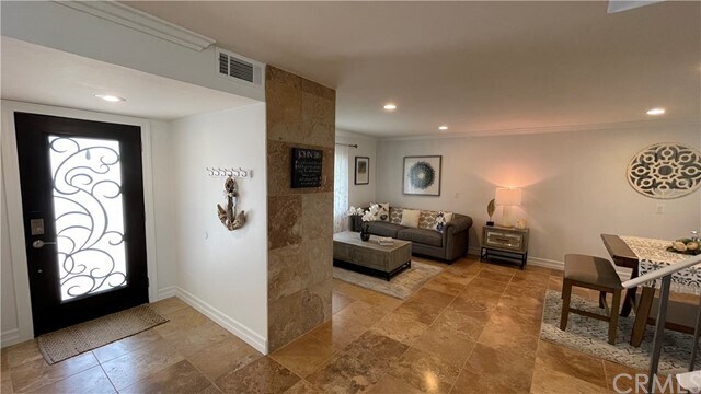 Building Photo - 619 E Avenida San Juan