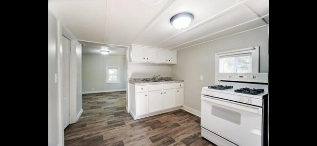 Foto del edificio - 908 E Garfield St