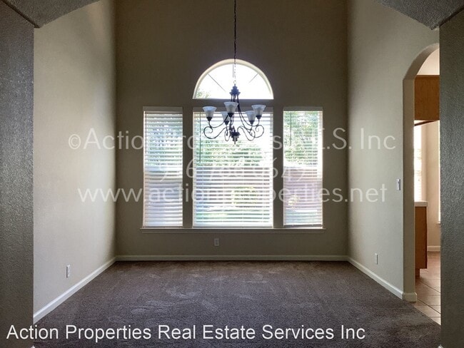Foto del edificio - 4 br, 3 bath House - 1740 El Camino Verde