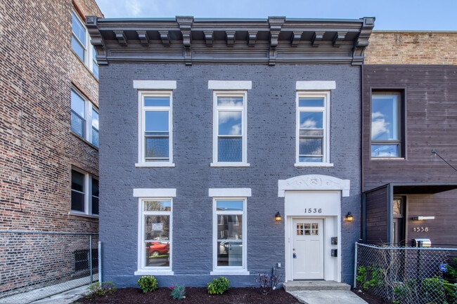 Building Photo - 1536 N Talman Ave