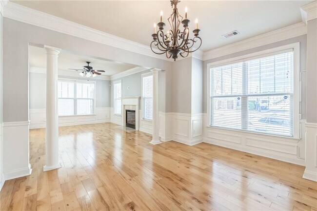 Foto del edificio - 242 16th St NW