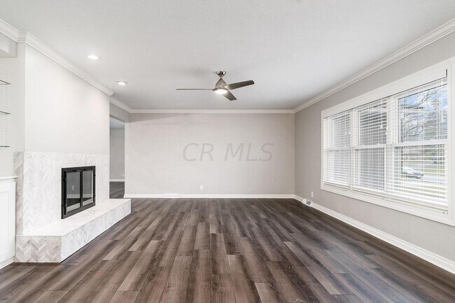 Foto del edificio - 2850 Pickwick Dr