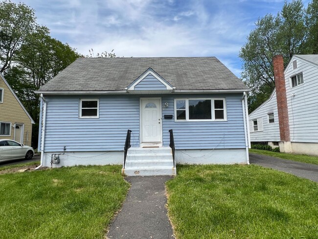 Foto del edificio - Single Family House in the North End of Hartford