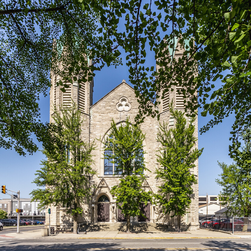 Foto principal - 802 N Meridian St