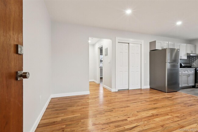 Foto del edificio - 20 Francis Ave