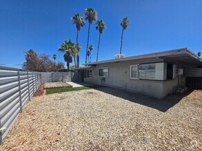 Building Photo - 540 S Mountain View Dr