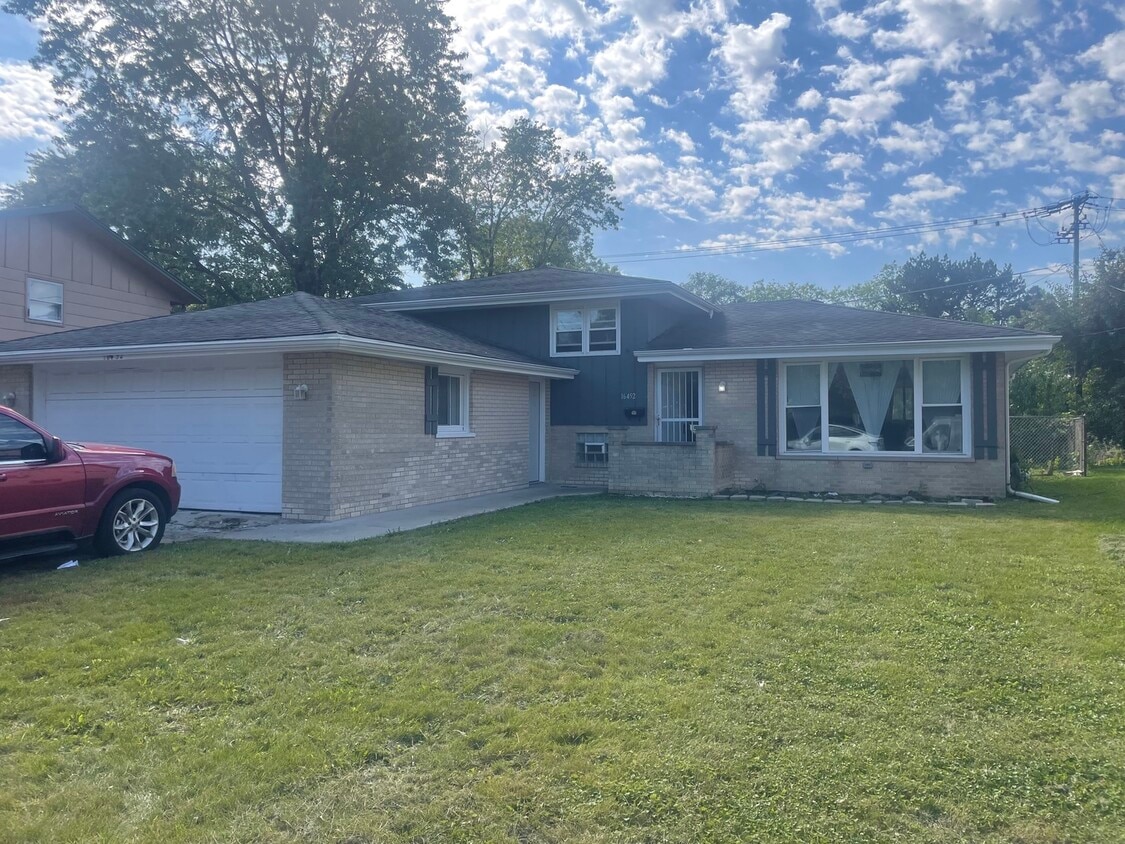 16452 Prairie Ave, South Holland, IL 60473 House Rental in South