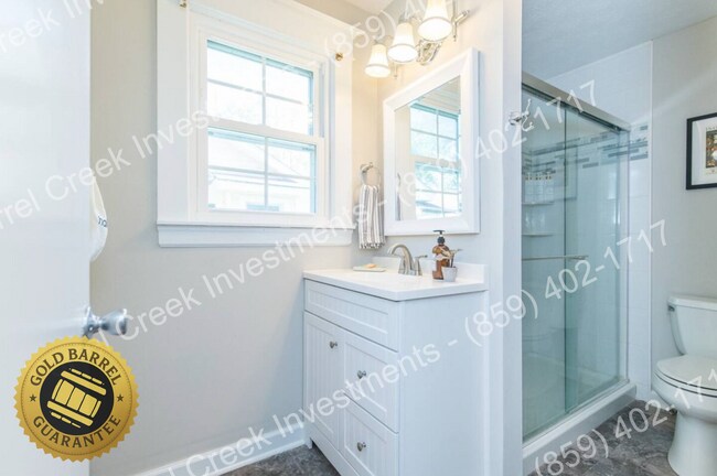 Building Photo - 3-Bed 1-Bath House