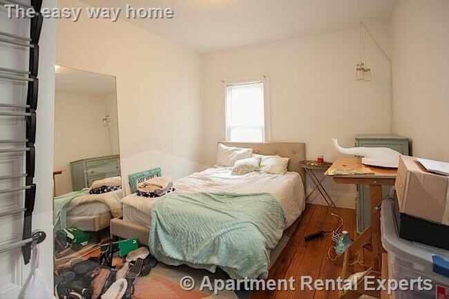 Foto del edificio - 50 Holyoke Rd