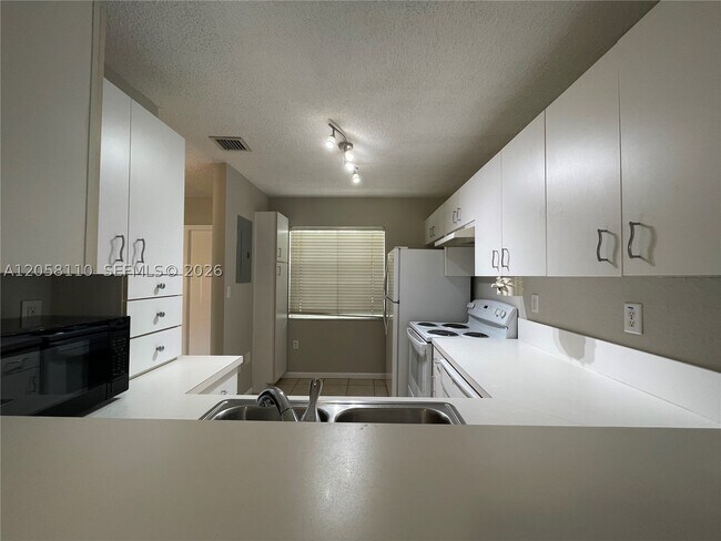 Foto del edificio - 14124 SW 121st Pl