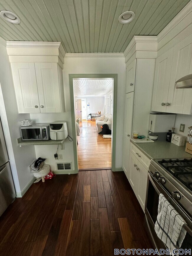 Foto del edificio - 62 Lawn Ave