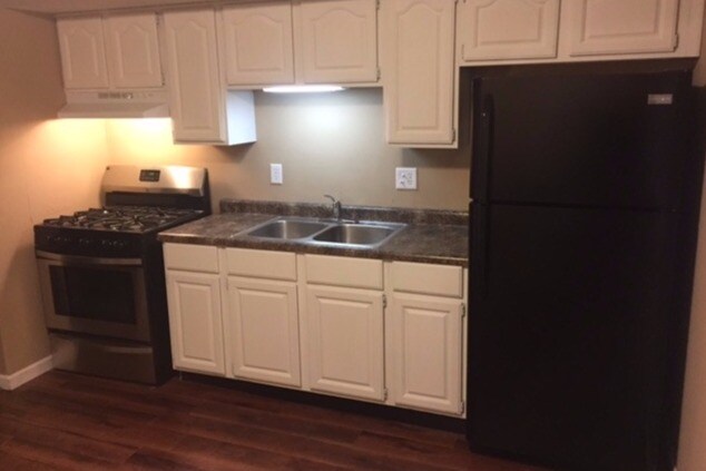 Cocina - Electrodomésticos nuevos - 3207 N Peoria Ave