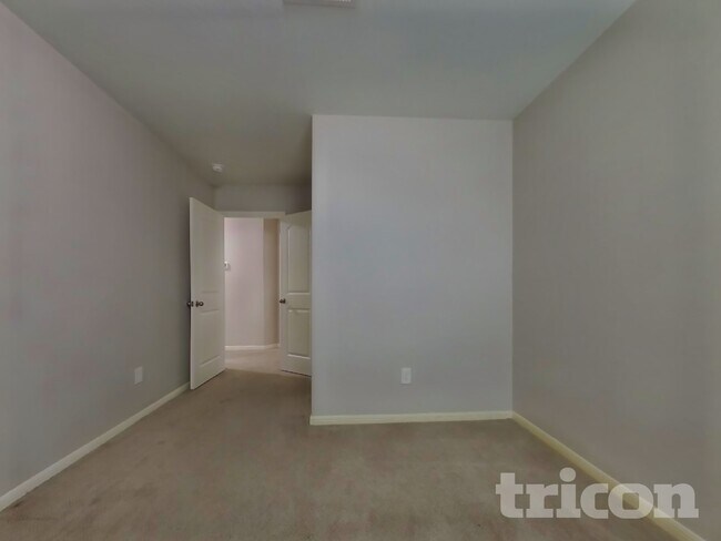 Foto del edificio - 612 Totem Trail Dr