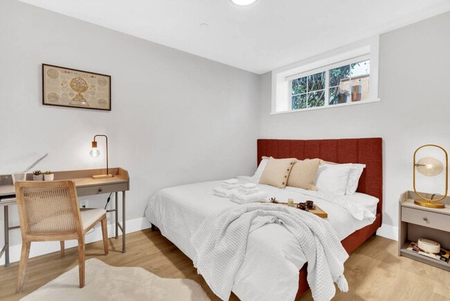 Photo du bâtiment - 2147 W 32nd Ave