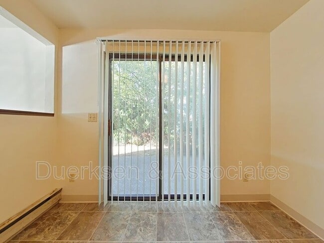 Building Photo - 1617 SE 23rd Ct