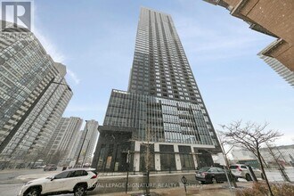 Building Photo - 395 Square One Dr