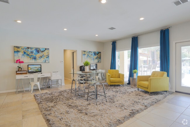 Foto del interior - West Town