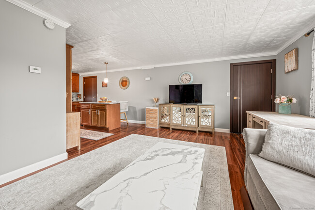 Foto del edificio - 4 Grandview Dr
