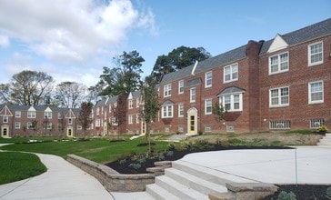 Canterbury Apartments photo'