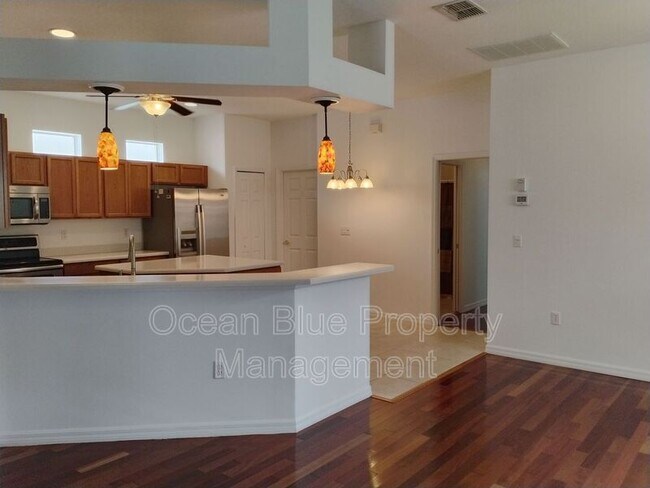 Building Photo - 8009 Shaddock Pl
