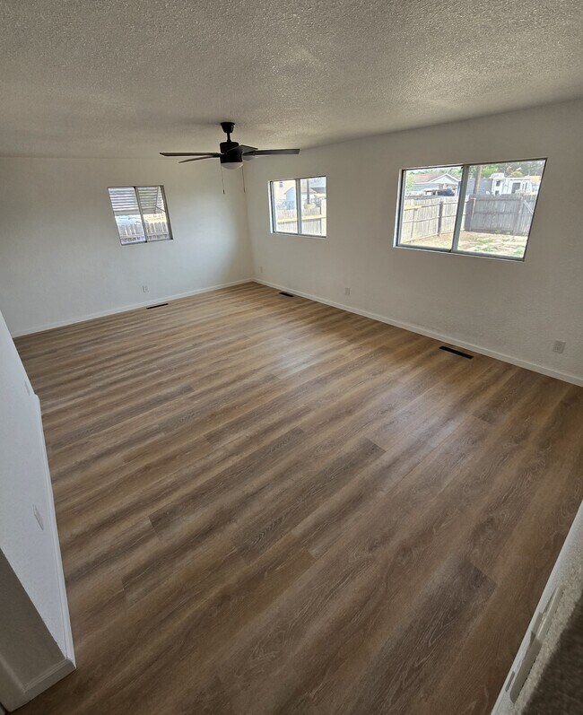 Foto del edificio - 1618 W Tilden St