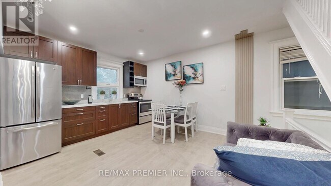 Photo du bâtiment - 454 Gerrard St E