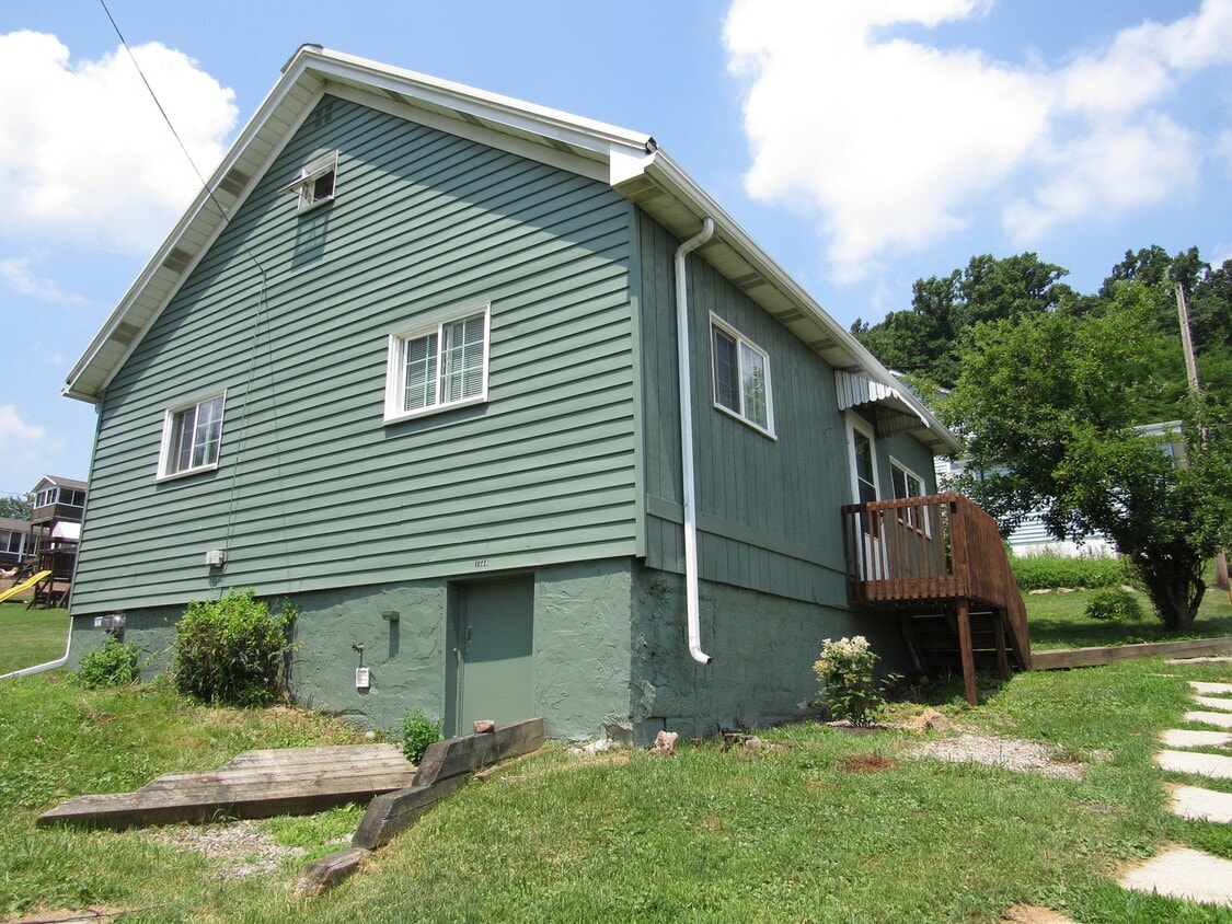 Primary Photo - Newly updated 3 bedroom, 1 bathroom house....