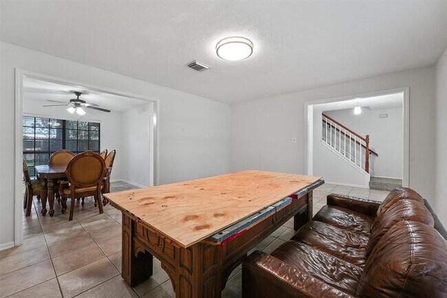Foto del edificio - 3719 Sweetgum Hill Ln