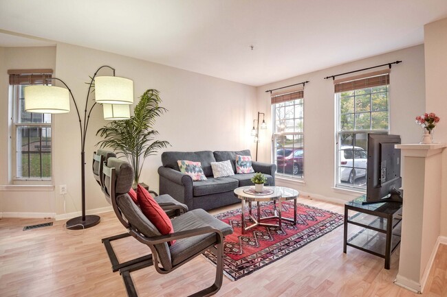 Foto del edificio - 18806 Harmony Woods Ln