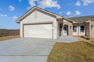 Building Photo - 1861-1861 S Hickory Creek Ct