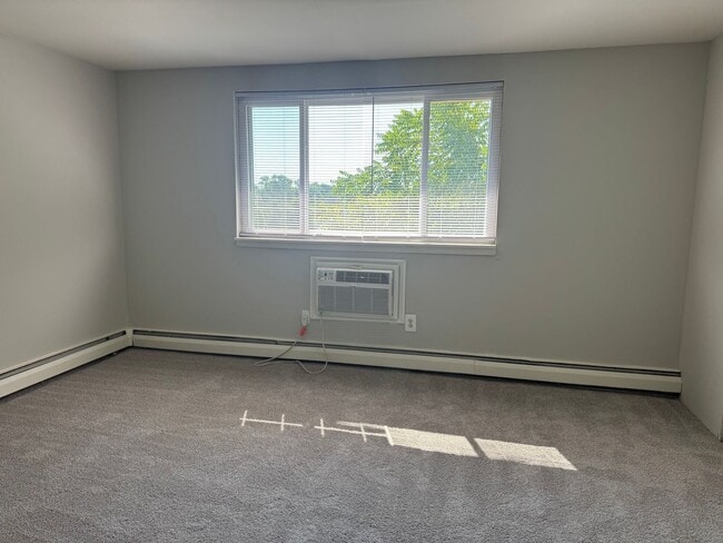 Interior Photo - Metropolitan Manayunk Hill