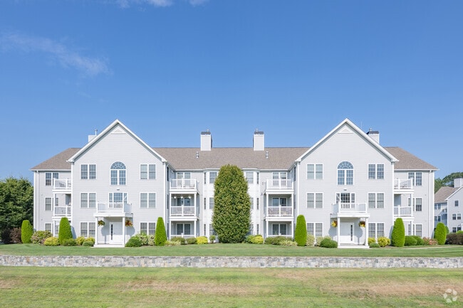Building Photo - Saw Mill Square Apartments