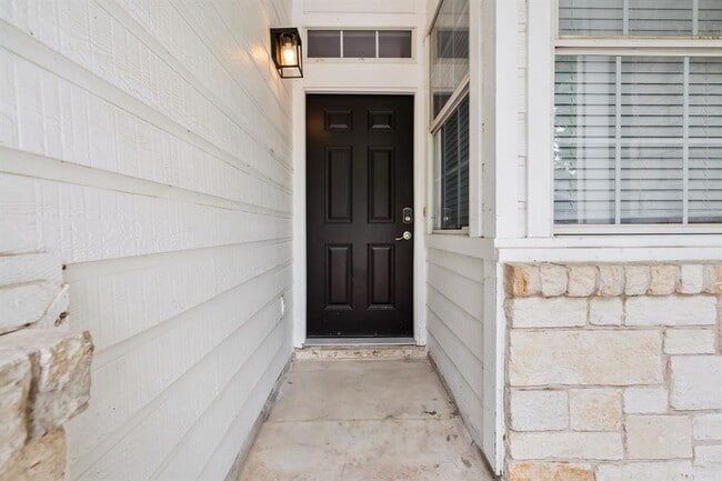 Foto del edificio - 1214 Vargas Rd