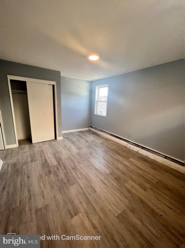 Building Photo - 6036 Lawndale St