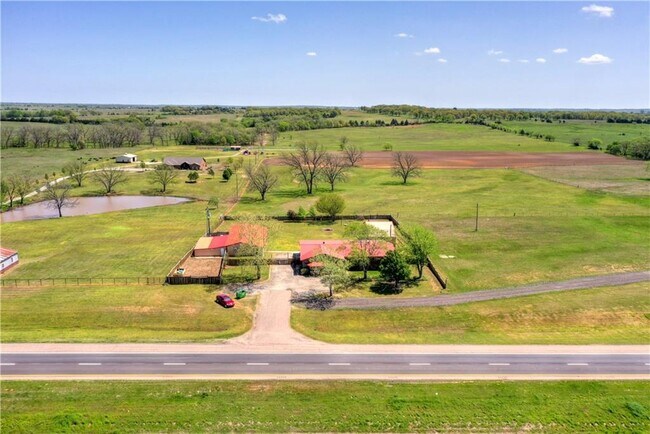 Foto del edificio - 980580 S Hwy 99