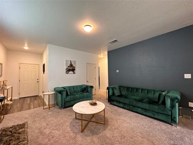 Foto del edificio - 142 Wonderful Life Way