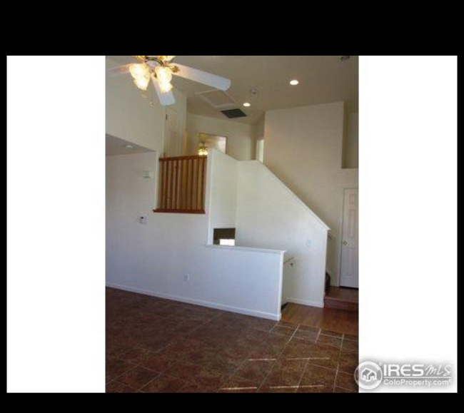 Building Photo - 6827 Autumn Ridge Dr