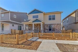 Building Photo - 827 Quatar St