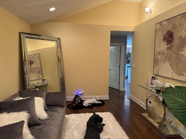 Foto del edificio - 1216 W 95th Pl