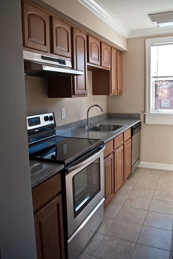 1252 West Ave, North Augusta, SC 29841 Condo for Rent in North