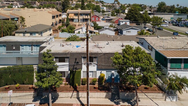 Foto del edificio - 2210 Gaviota Ave